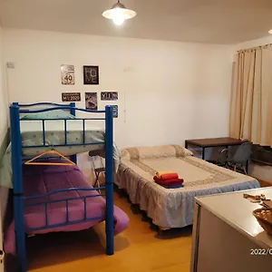 Renovado Departamento Céntrico A Mts De Peatonal Apartamento